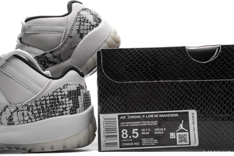 Light CD6846-002 11 Bone Retro Jordan Snake Low  1224